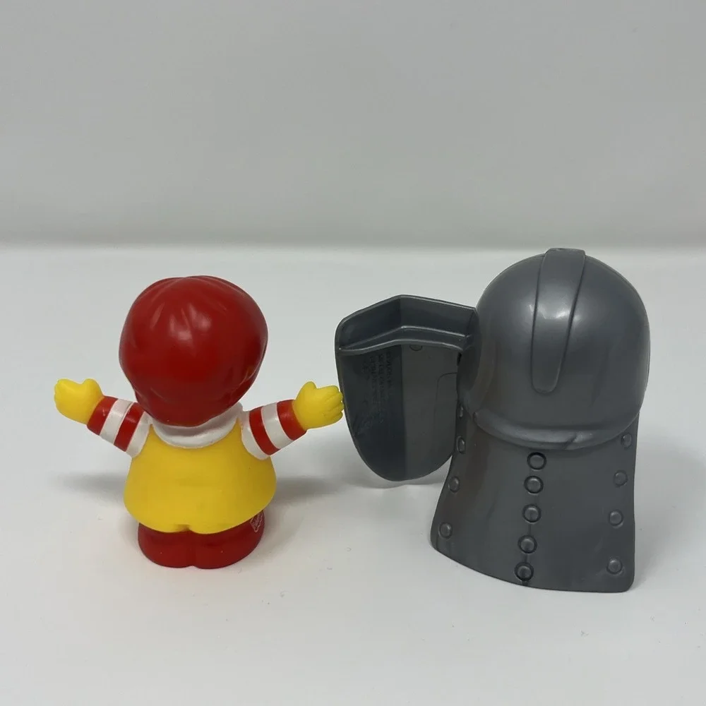 2005 Fisher Price Little People Ronald McDonald Knight 2pc Lot